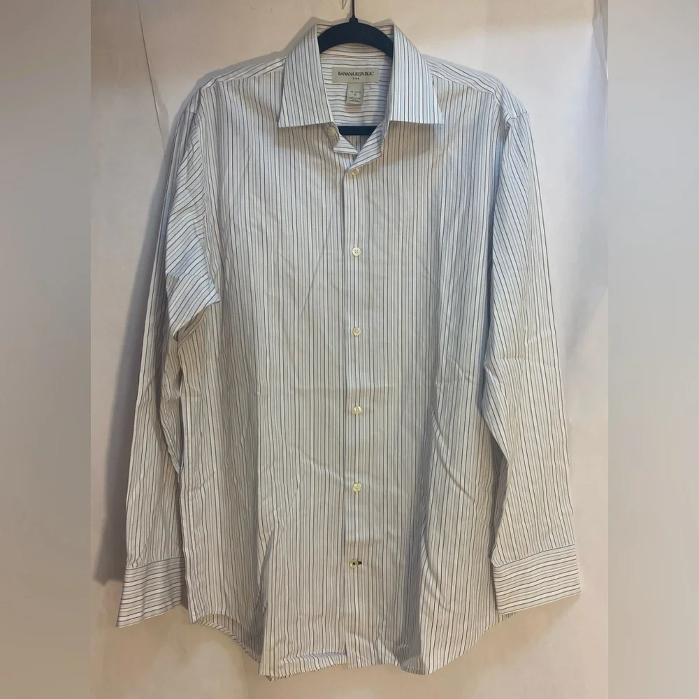Banana Republic‎ Men’s Dress Shirt Size Medium 15-15 1/2